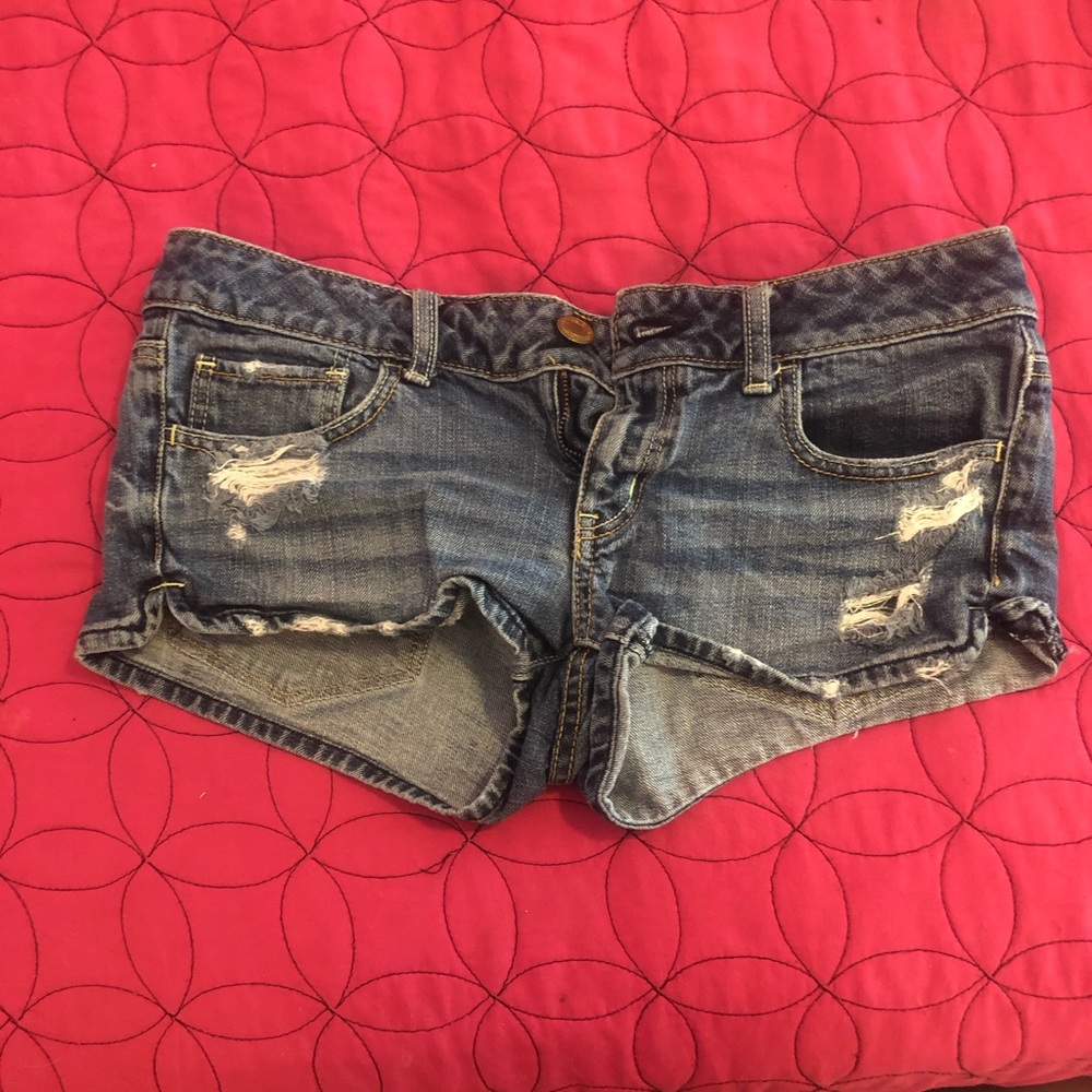 Distressed American eagle shorts